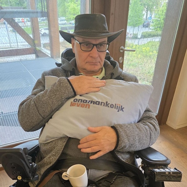 Luc ligt wakker van zijn rechten