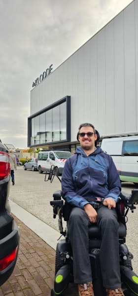 Jonas ging stemmen in Zele